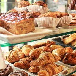 https://ca.mncjobz.com/company/mamie-clafoutis