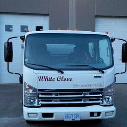 https://ca.mncjobz.com/company/white-glove-lawn-and-property